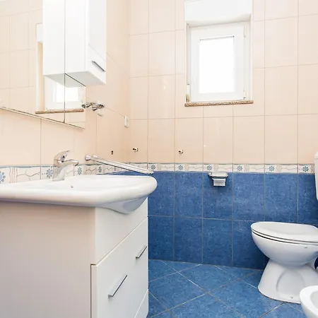 Justinic Apartment Silo (Krk)