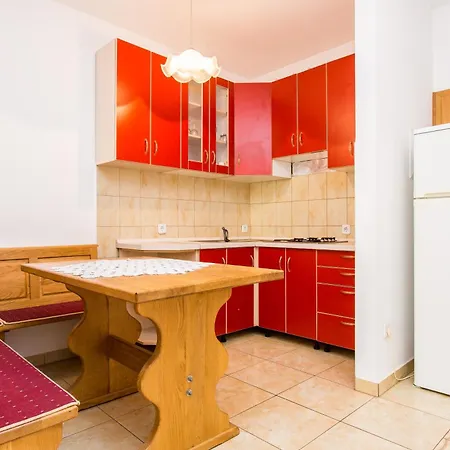 Apartment Justinic *